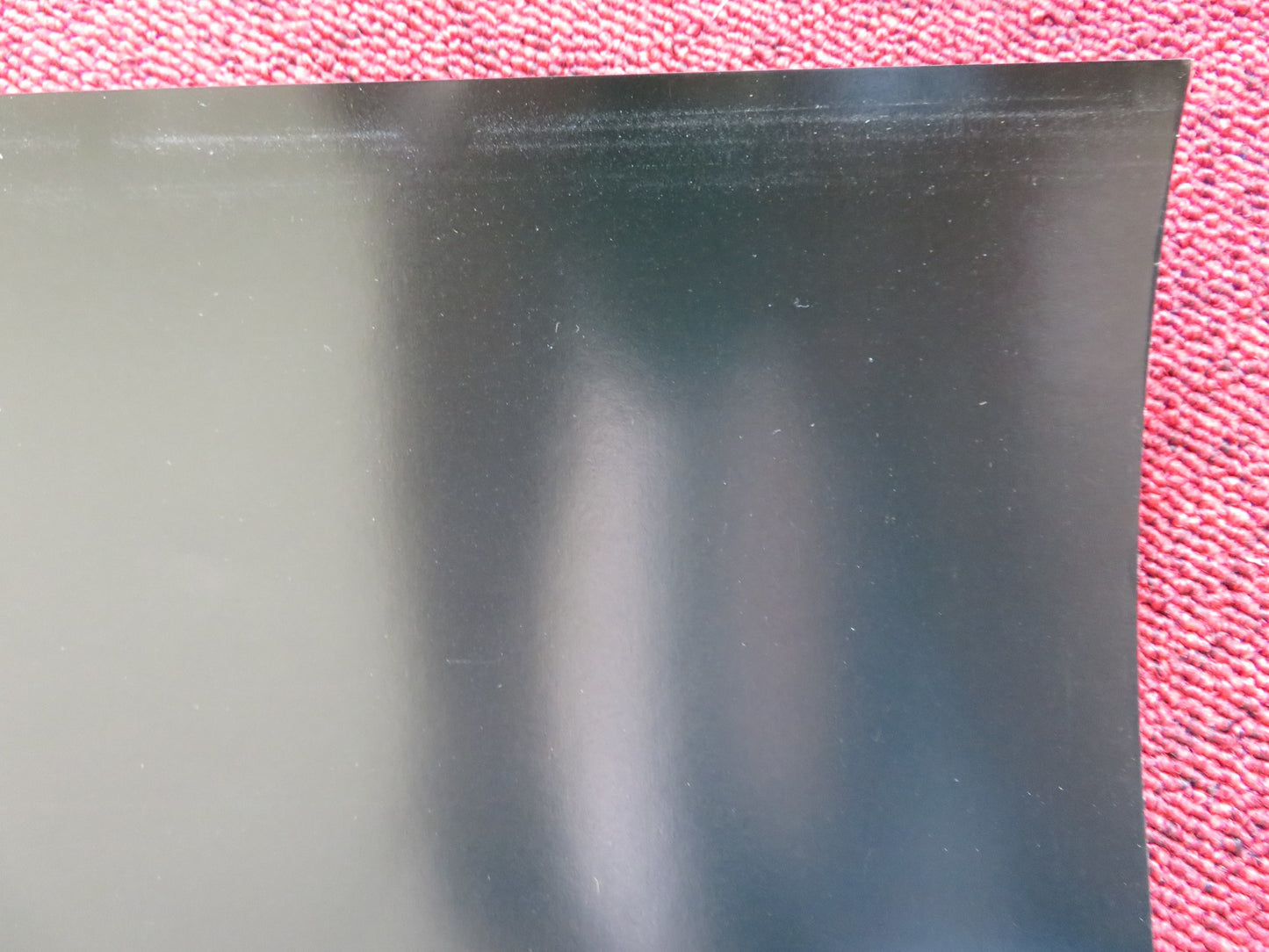 SKY CAPTAIN AND THE WORLD OF TOMORROW US ONE SHEET ROLLED POSTER JUDE LAW 2004 - Rendezvous Cinema