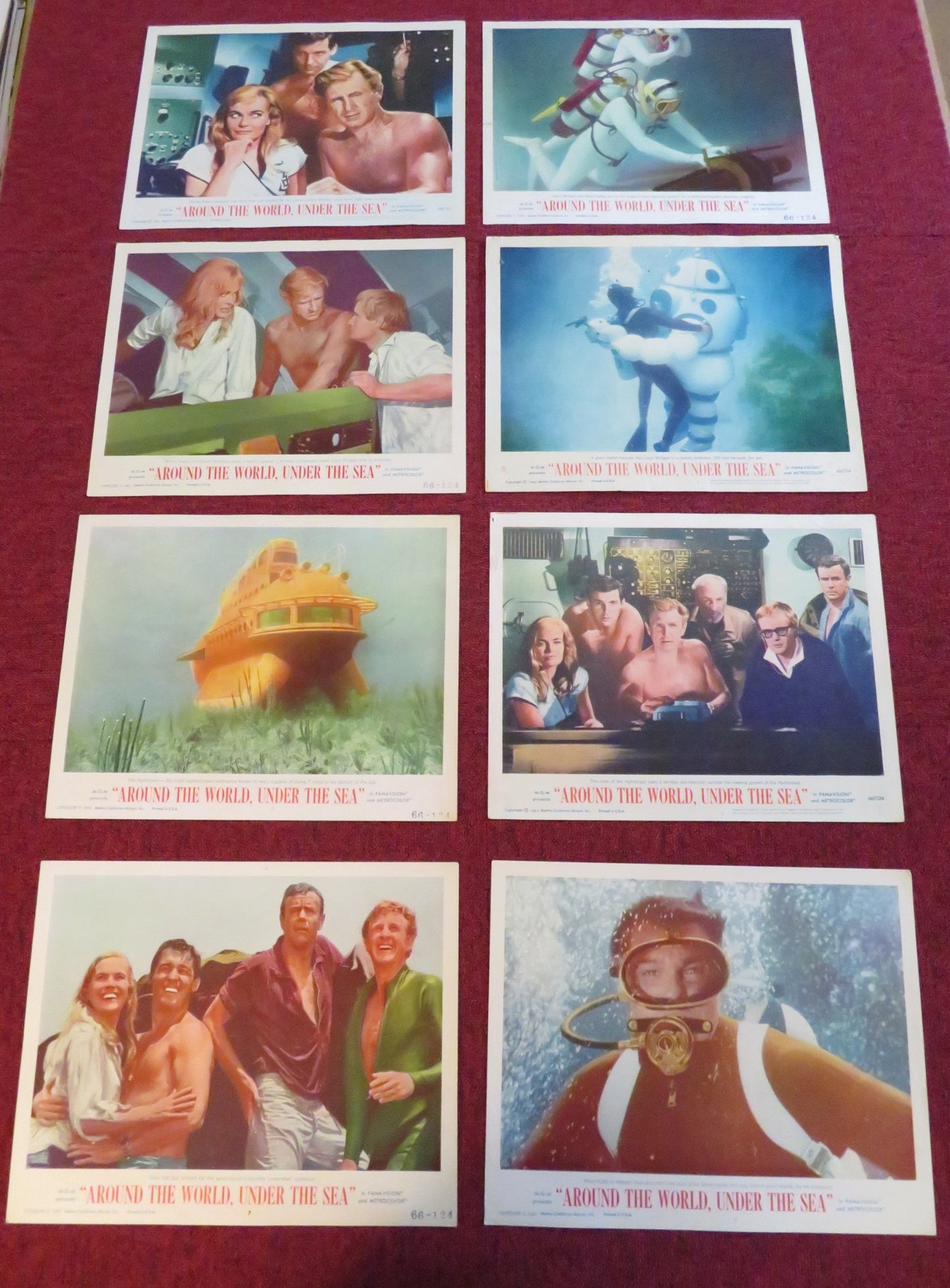AROUND THE WORLD UNDER THE SEA US LOBBY CARD FULL SET L. BRIDGES B. KELLEY 1966 - Rendezvous Cinema