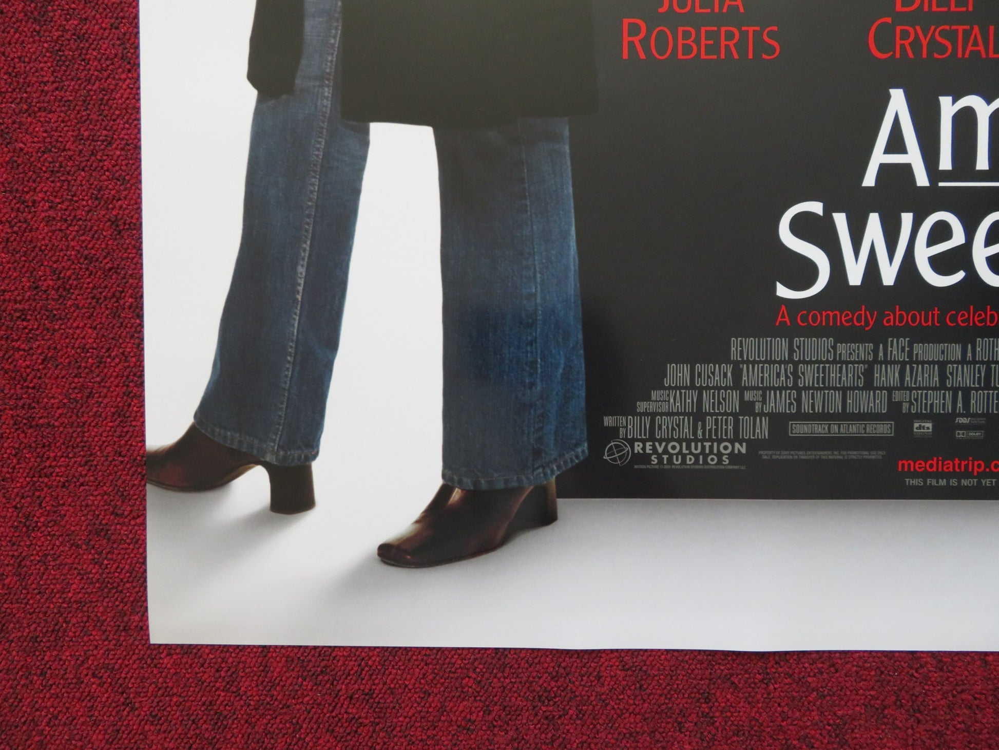 AMERICA'S SWEETHEARTS US ONE SHEET ROLLED POSTER JULIA ROBERTS BILLY CRYSTAL '01 - Rendezvous Cinema