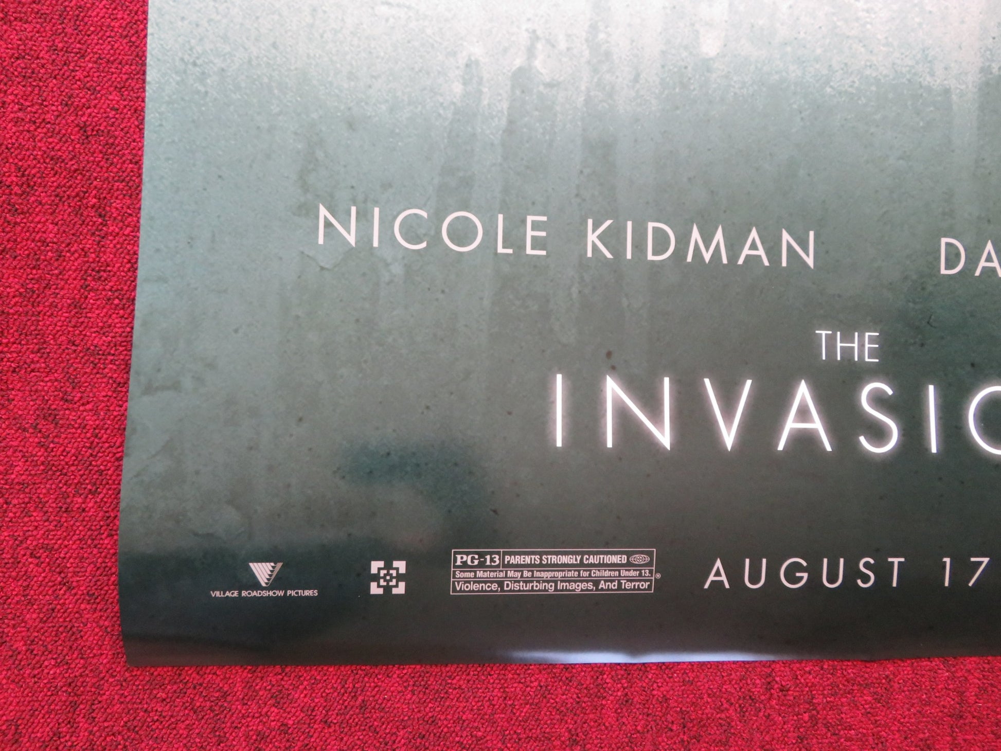 THE INVASION US ONE SHEET ROLLED POSTER NICOLE KIDMAN DANIEL CRAIG 2007 - Rendezvous Cinema
