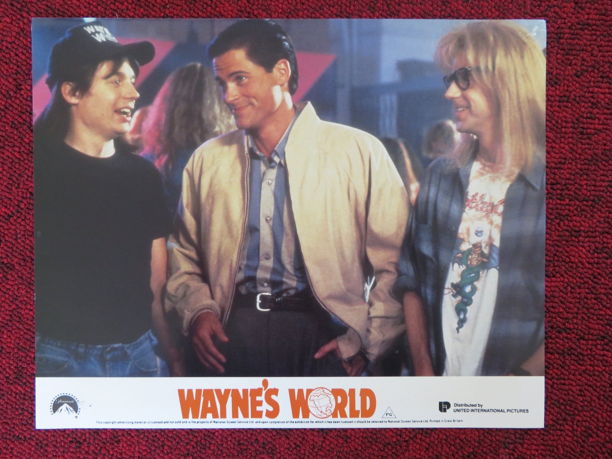 WAYNE'S WORLD - F LOBBY CARD MIKE MYERS DANA CARVEY 1992 - Rendezvous Cinema