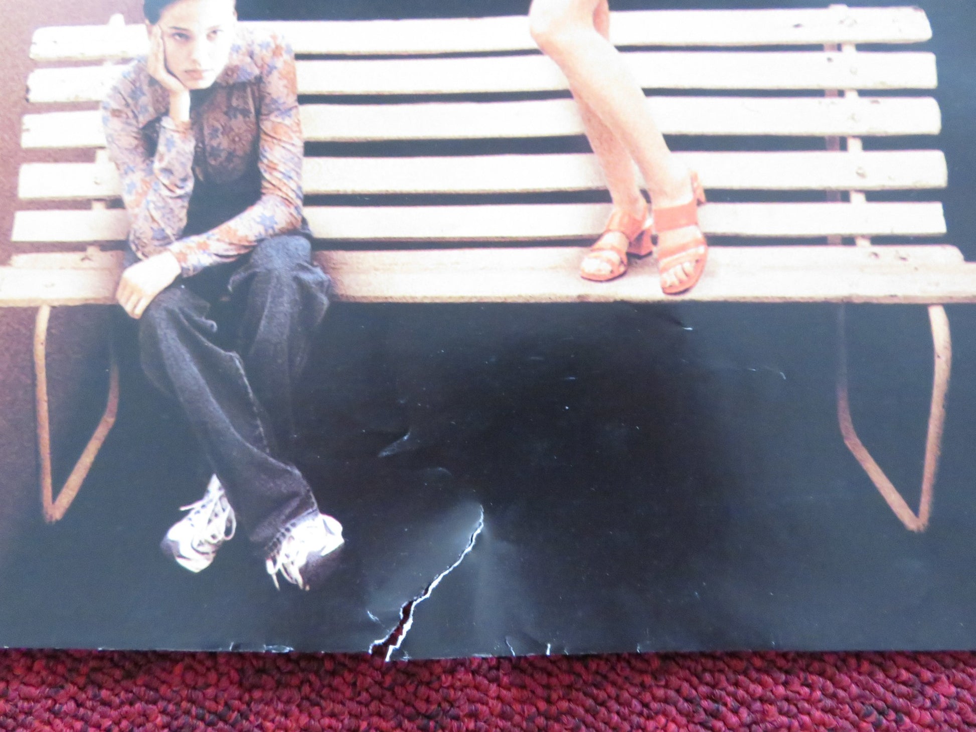 ANYWHERE BUT HERE UK QUAD (30"x 40") ROLLED POSTER SUSAN SARANDON PORTMAN 1999 - Rendezvous Cinema