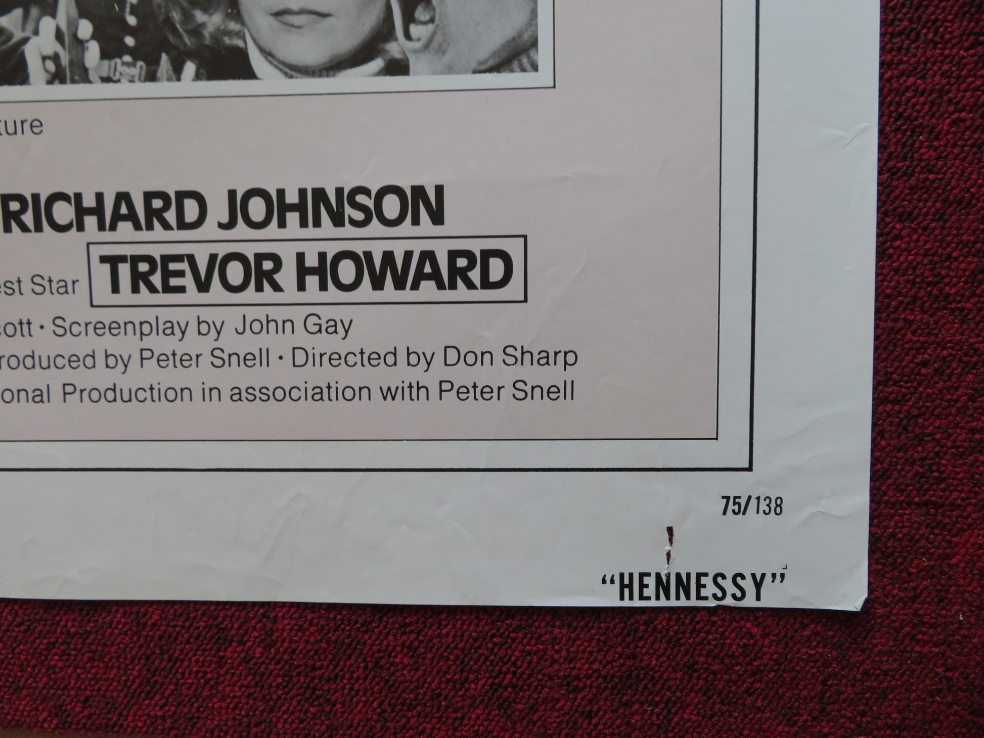 HENNESSY FOLDED US ONE SHEET POSTER ROD STEIGER LEE REMICK 1975 - Rendezvous Cinema