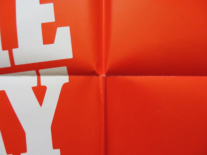 THE DAY THAT SHOOK THE WORLD FOLDED US ONE SHEET POSTER CHRISTOPHER PLUMMER 1977 - Rendezvous Cinema