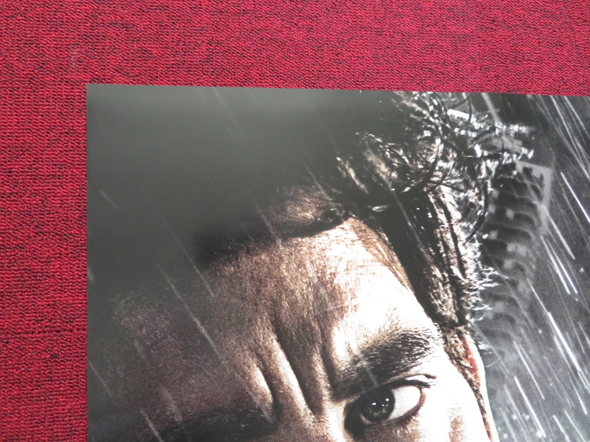 SIN CITY - A US ONE SHEET ROLLED POSTER CLIVE OWEN JESSICA ALBA 2004 - Rendezvous Cinema