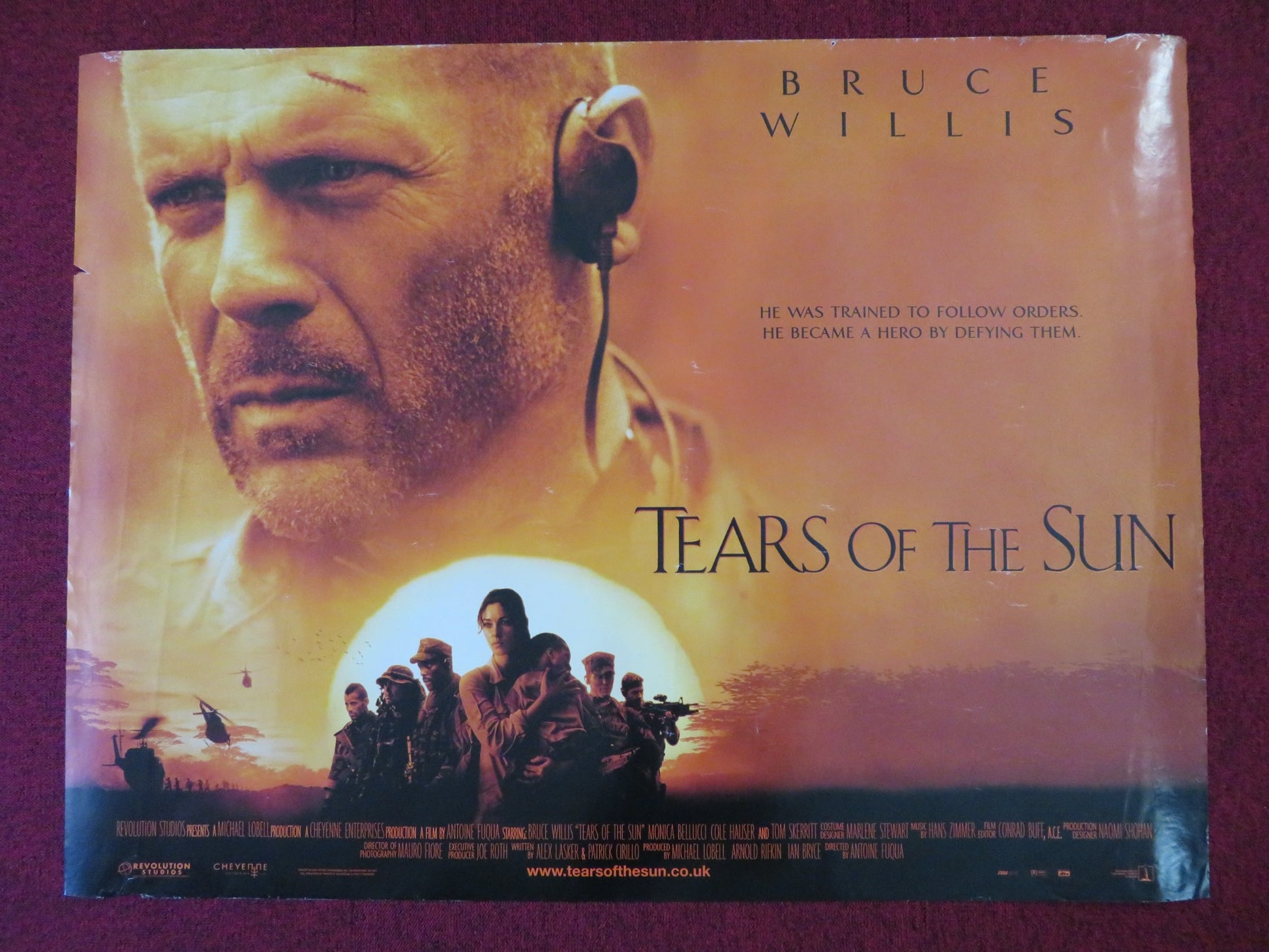 TEARS OF THE SUN UK QUAD (30"x 40") ROLLED POSTER BRUCE WILLIS M. BELLUCCI 2003 - Rendezvous Cinema