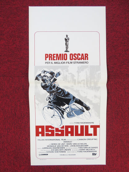 ASSAULT ITALIAN LOCANDINA POSTER CANNON DEREK DE LINT 1986 - Rendezvous Cinema