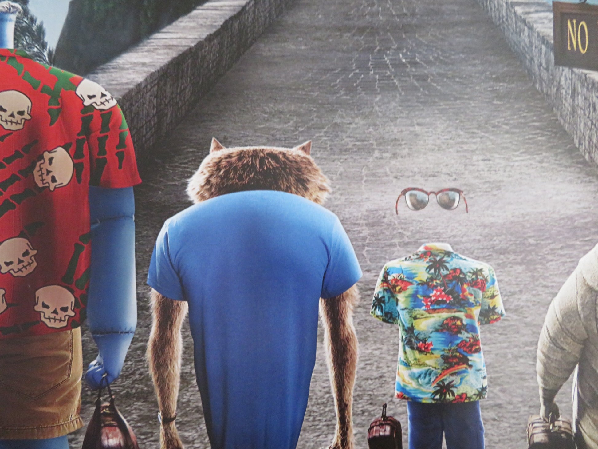 HOTEL TRANSYLVANIA UK QUAD (30"x 40") ROLLED POSTER ADAM SANDLER S. GOMEZ 2012 - Rendezvous Cinema