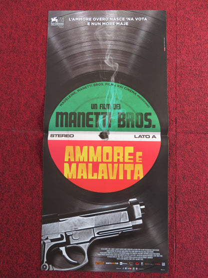 AMMORE E MALAVITA ITALIAN LOCANDINA POSTER CLAUDIA GERINI CARLO BUCCIROSSO 2017 - Rendezvous Cinema