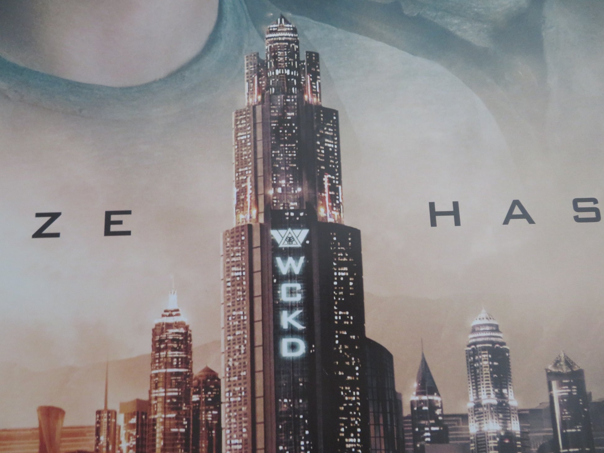 MAZE RUNNER: THE DEATH CURE UK QUAD (30"x 40") ROLLED POSTER DYLAN O'BRIEN 2018 - Rendezvous Cinema