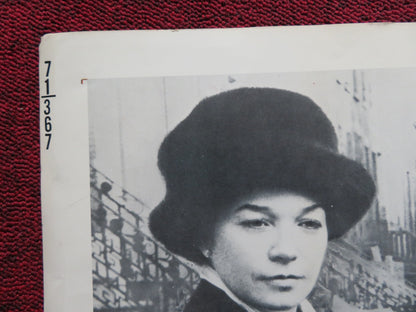 DESPERATE CHARACTERS US HALF SHEET (22"x 28") POSTER SHIRLEY MACLAINE 1971 - Rendezvous Cinema