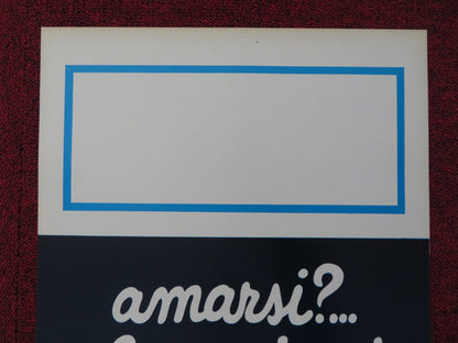 AMARSI? CHE CASINO! ITALIAN LOCANDINA POSTER JEAN-LUC BIDEAU 1979 - Rendezvous Cinema