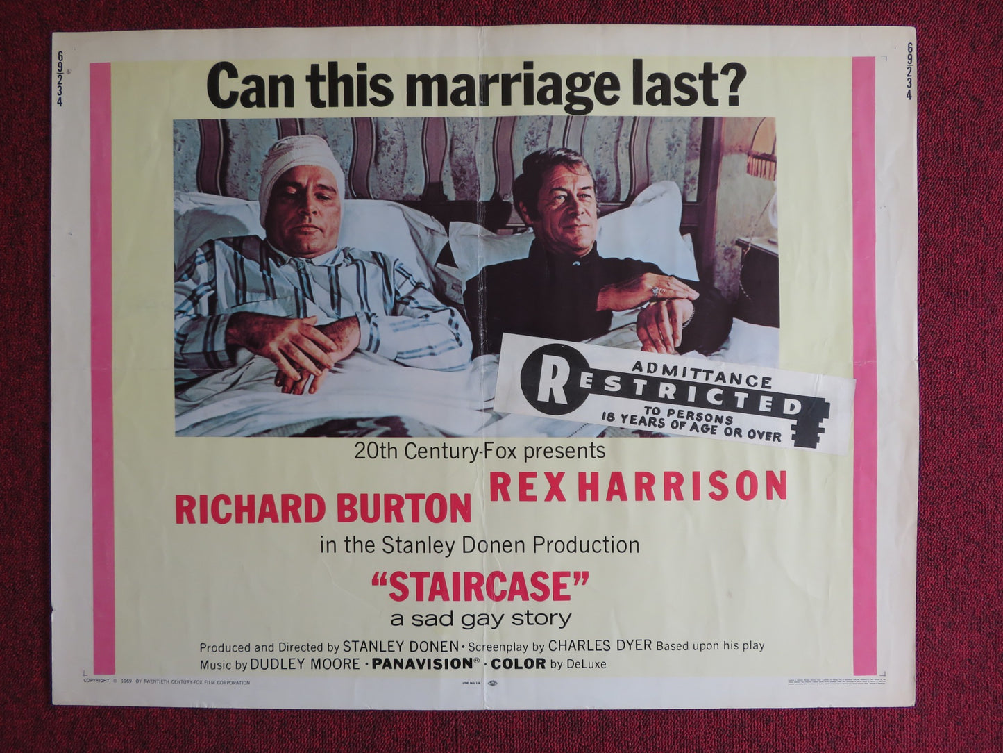 STAIRCASE US HALF SHEET (22"x 28") POSTER RICHARD BURTON REX HARRISON 1969 - Rendezvous Cinema