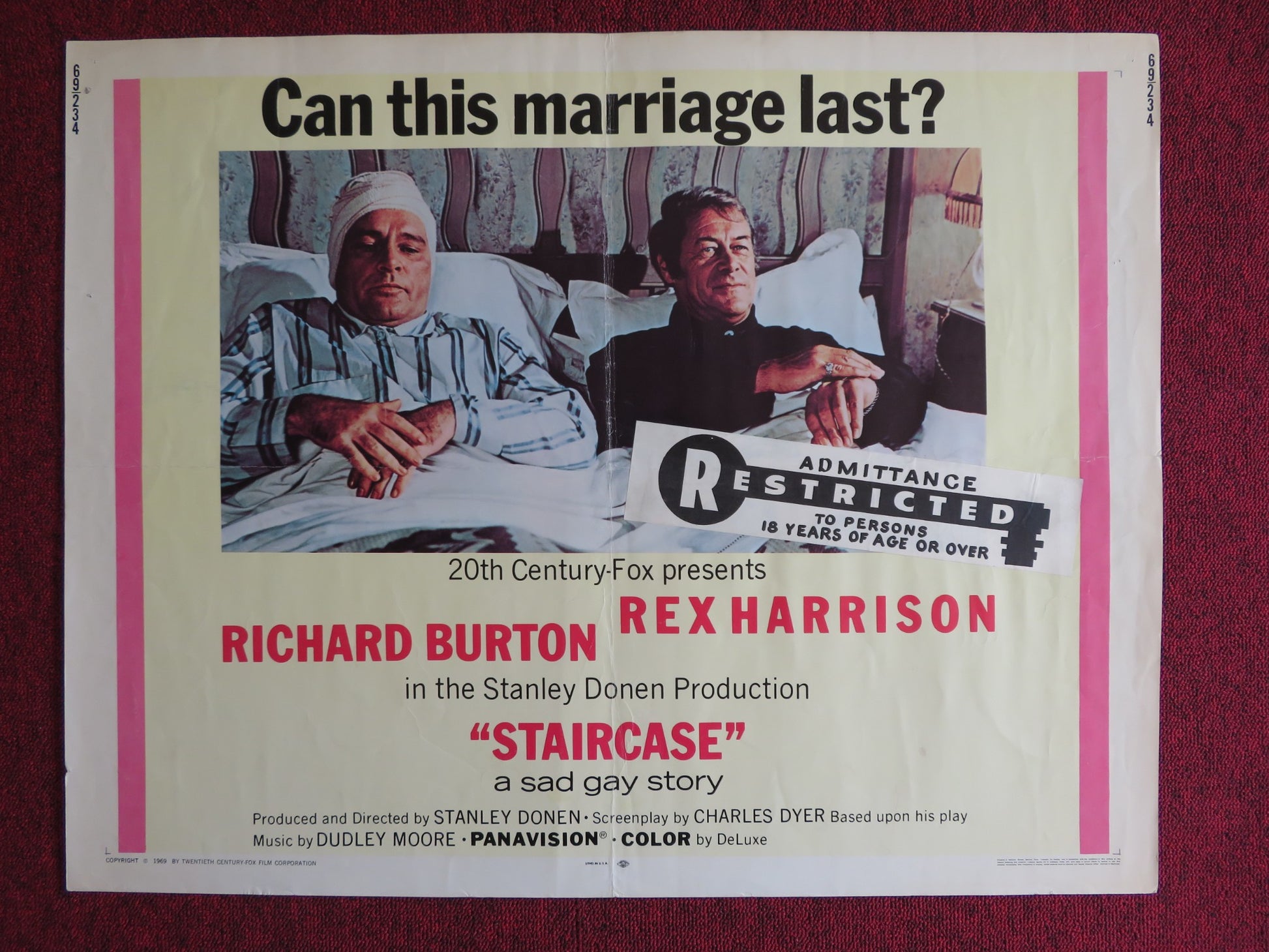 STAIRCASE US HALF SHEET (22"x 28") POSTER RICHARD BURTON REX HARRISON 1969 - Rendezvous Cinema