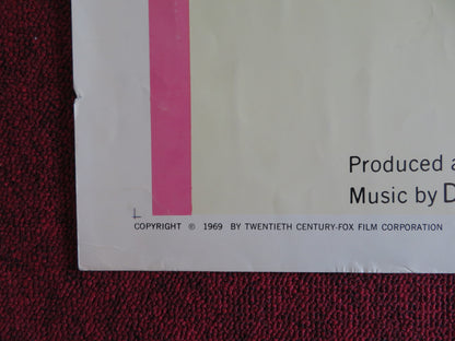 STAIRCASE US HALF SHEET (22"x 28") POSTER RICHARD BURTON REX HARRISON 1969 - Rendezvous Cinema