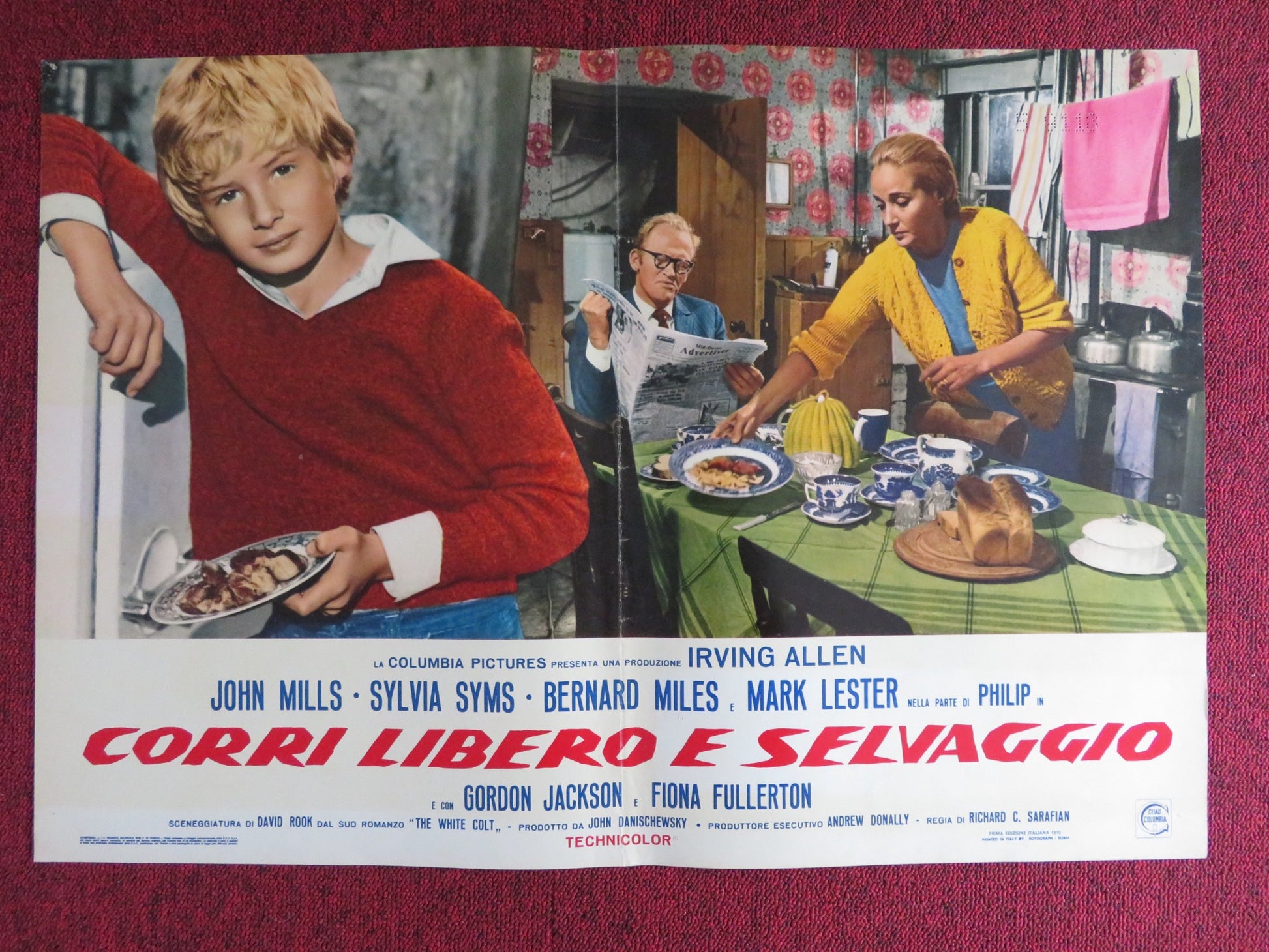 CORRI LIBERO E SELVAGGIO ITALIAN FOTOBUSTA POSTER JOHN MILLS SYLVIA SYMS 1970 - Rendezvous Cinema