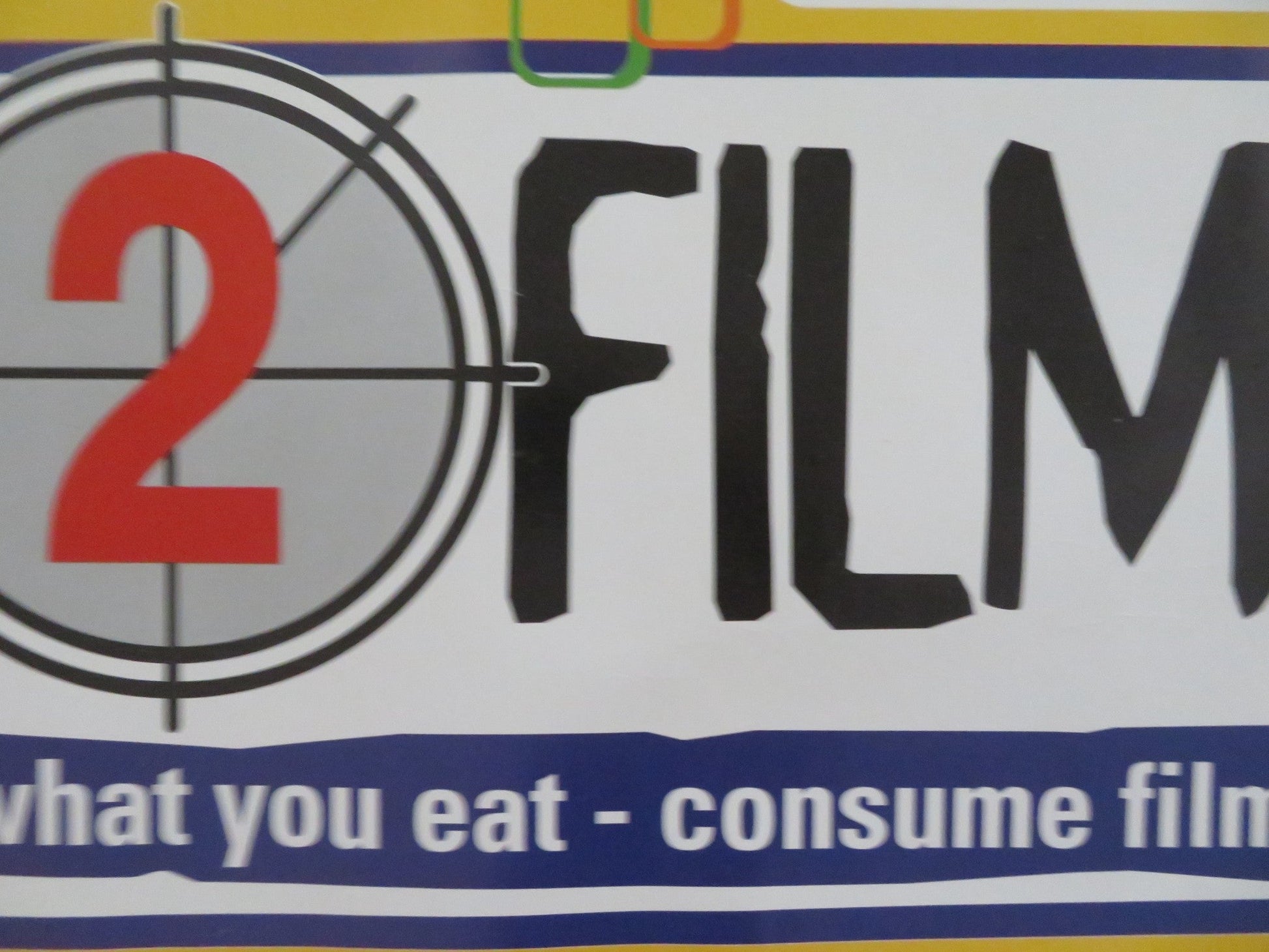 IN 2 FILM UK QUAD ROLLED POSTER CHICKEN RUN PITCH BLACK GLADIATOR 2000 Rendezvous Cinema Movie posters