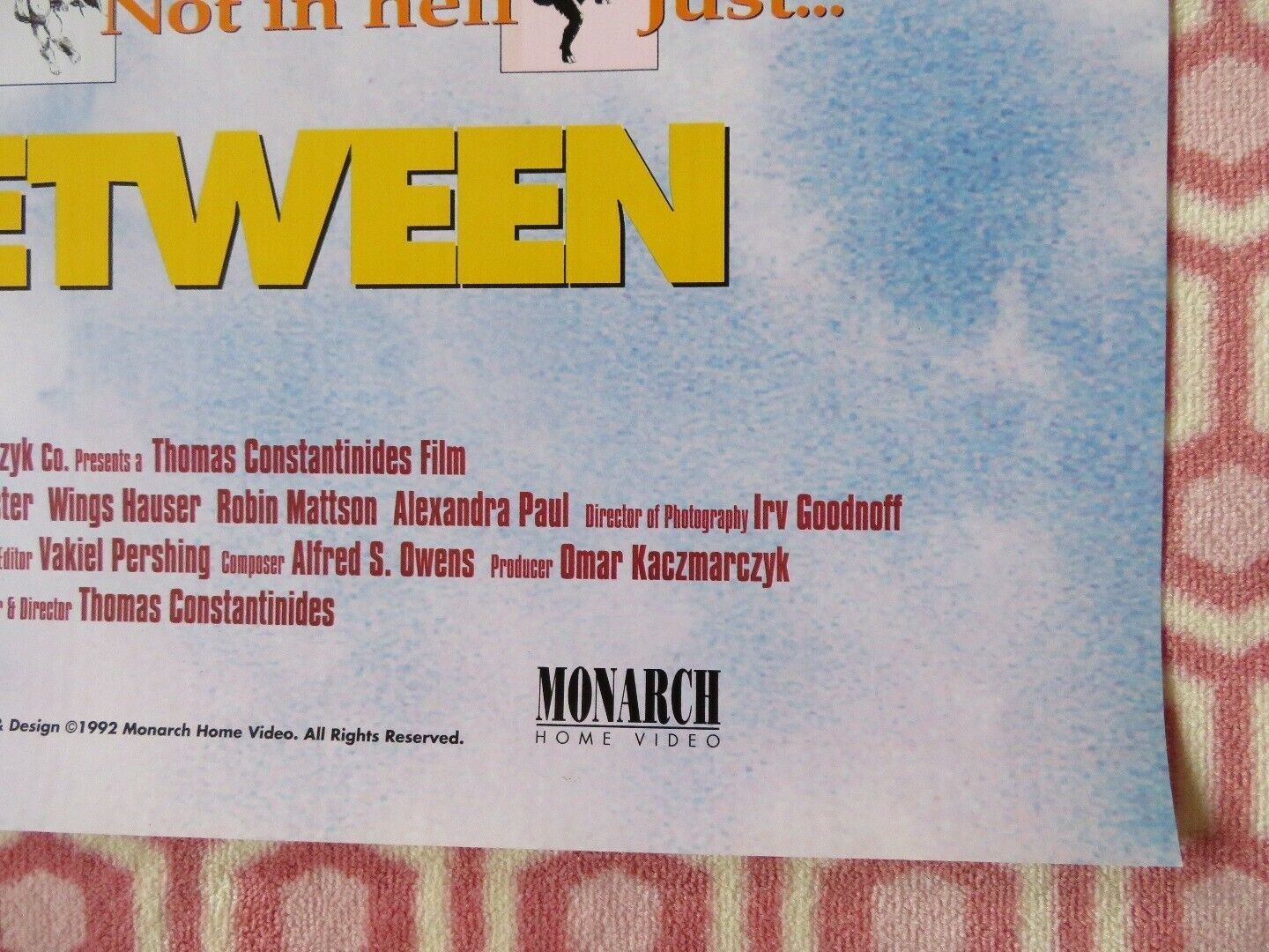 IN BETWEEN US ONE SHEET ROLLED POSTERWINGS HAUSER ROBERT FORSTER 1991 Movie posters