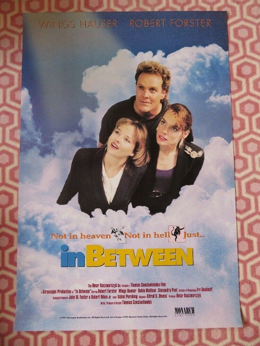 IN BETWEEN US ONE SHEET ROLLED POSTERWINGS HAUSER ROBERT FORSTER 1991 Movie posters