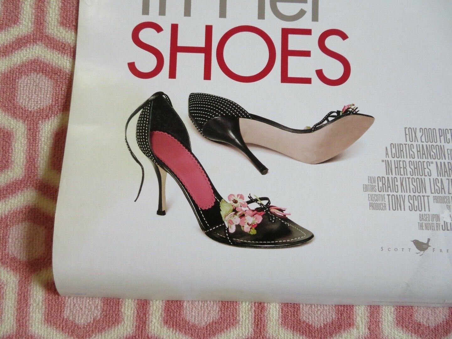 IN HER SHOES VERSION A US ONE SHEET ROLLED POSTER CAMERON DIAZ 2005 Movie posters