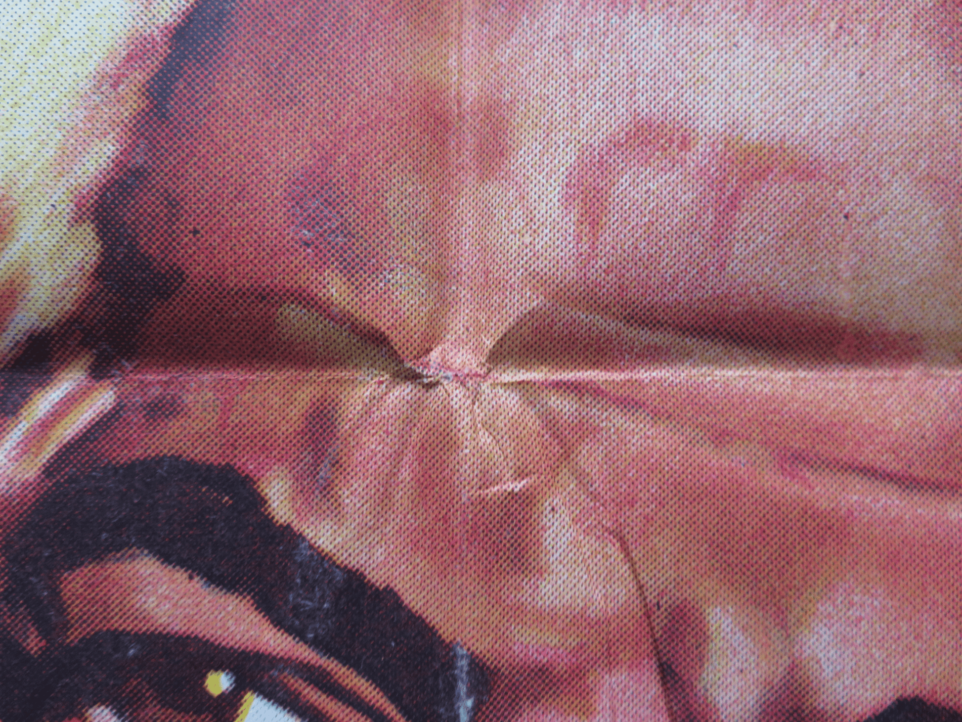 INSIDE OUT FOLDED ARGENTINA ONE SHEET POSTER TELLY SAVALAS JAMES MASON 1975 Rendezvous Cinema Movie posters
