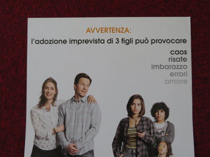 INSTANT FAMILY ITALIAN LOCANDINA (27"x13") POSTER M WAHLBERG R BYRNE 2018 Rendezvous Cinema Movie posters