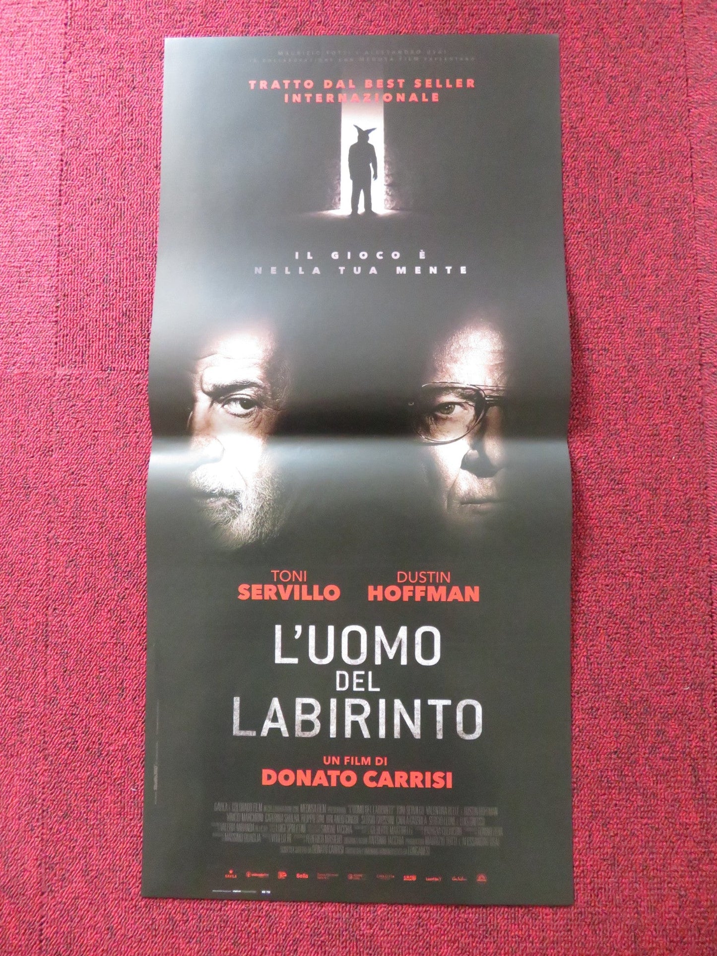 INTO THE LABYRINTH ITALIAN LOCANDINA POSTER TONI SEVILLO DUSTIN HOFFMAN 2019 Rendezvous Cinema Movie posters