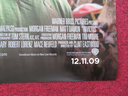 INVICTUS US ONE SHEET ROLLED POSTER MATT DAMON MORGAN FREEMAN 2009 - Rendezvous Cinema