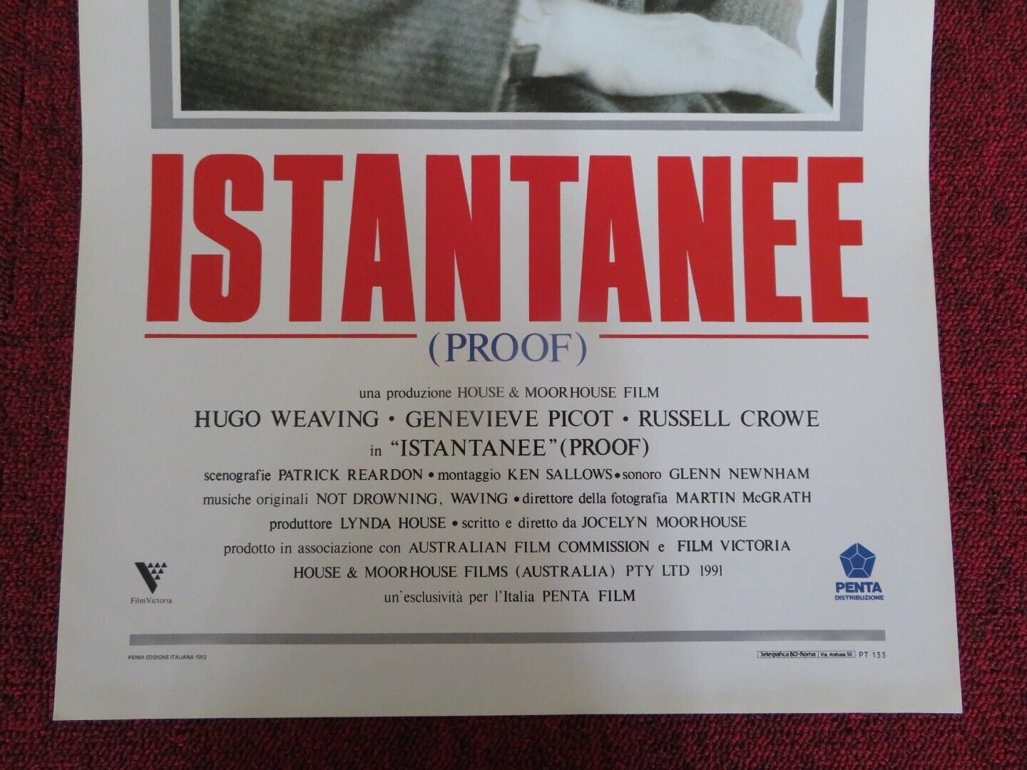 ISTANTANEE / Proof ITALIAN LOCANDINA (27.5"x13") POSTER HUGO WEAVING 1991 - Rendezvous Cinema
