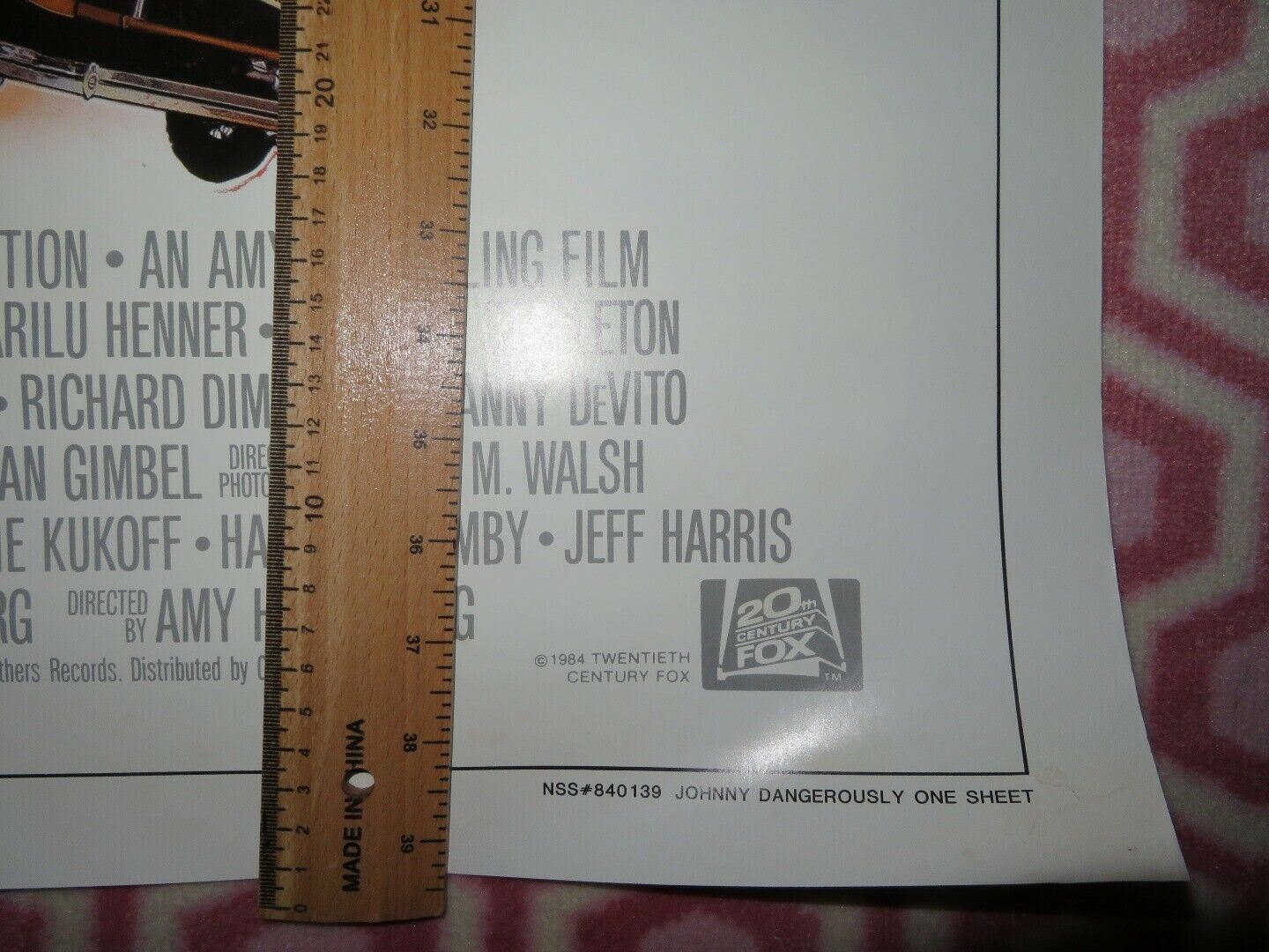 JOHNNY DANGEROUSLY US ONE SHEET ROLLED POSTER MICHAEL KEATON 1984 Movie posters