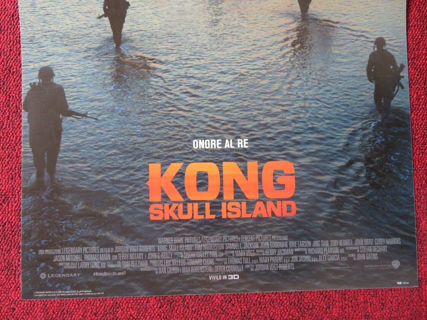 KONG SKULL ISLAND ITALIAN LOCANDINA (26.5"x12.5") POSTER SAMUEL L.JACKSON 2017 - Rendezvous Cinema