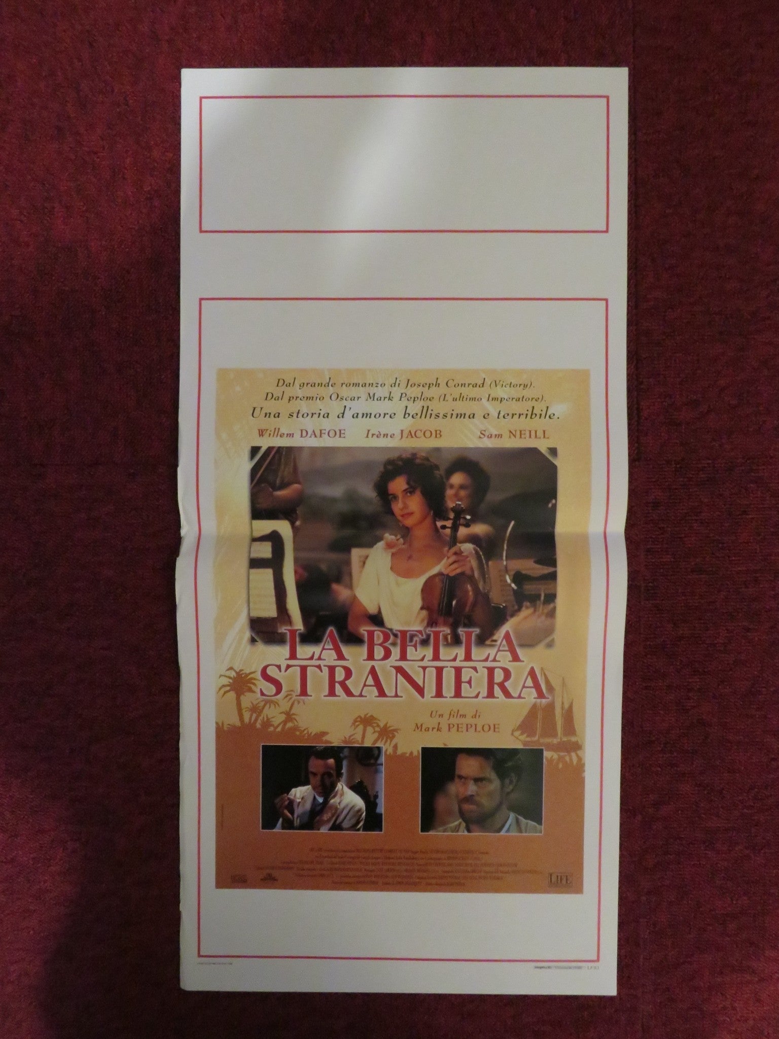 LA BELLA STRANIERA ITALIAN LOCANDINA POSTER WILLEM DAFOE SAM NEILL 1996 Rendezvous Cinema Movie posters