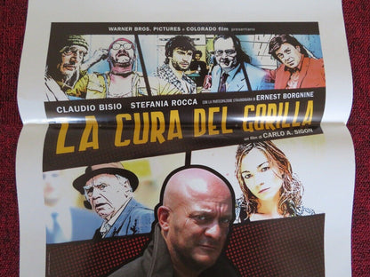 LA CURA DEL GORILLA ITALIAN LOCANDINA (27.5"x13") POSTER CLAUDIO BISIO 2006 - Rendezvous Cinema