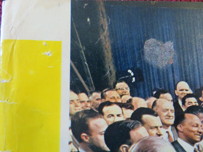 LA GRANDE ESPERIENZA / THE CROWNING EXPERIENCE - C ITALIAN FOTOBUSTA POSTER 1960 Movie posters