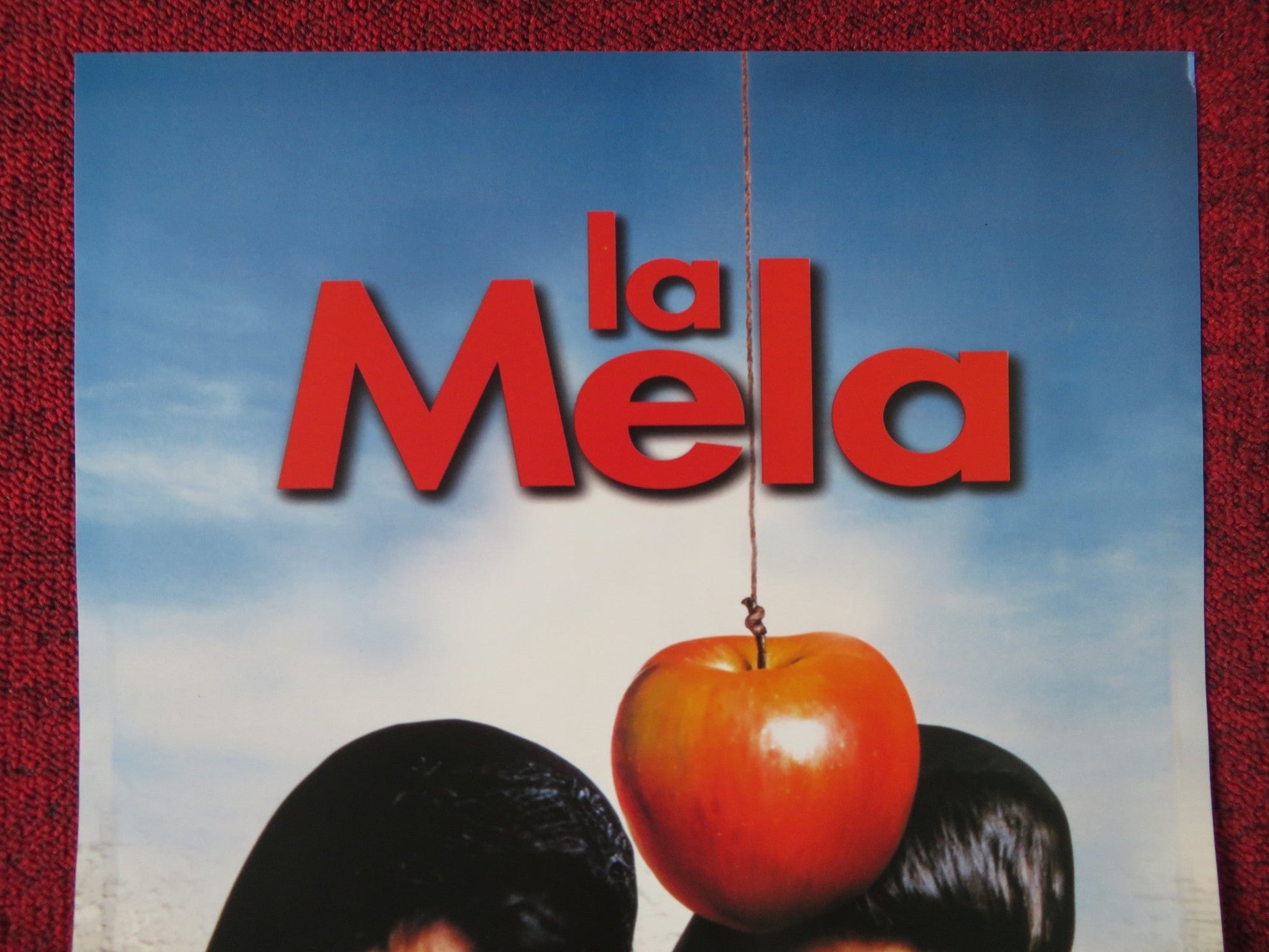 LA MELA / THE APPLE ITALIAN LOCANDINA POSTER MASSOUMEH NADERI ZAHRA NADERI 1998 Rendezvous Cinema Movie posters