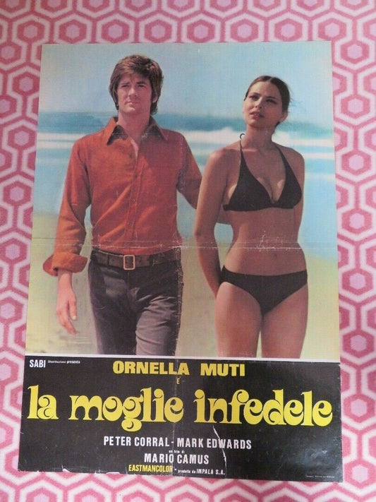 LA MOGLIE INFEDELE La joven casada ITALIAN FOGLIO POSTER PETER CORRAL 1975 Movie posters