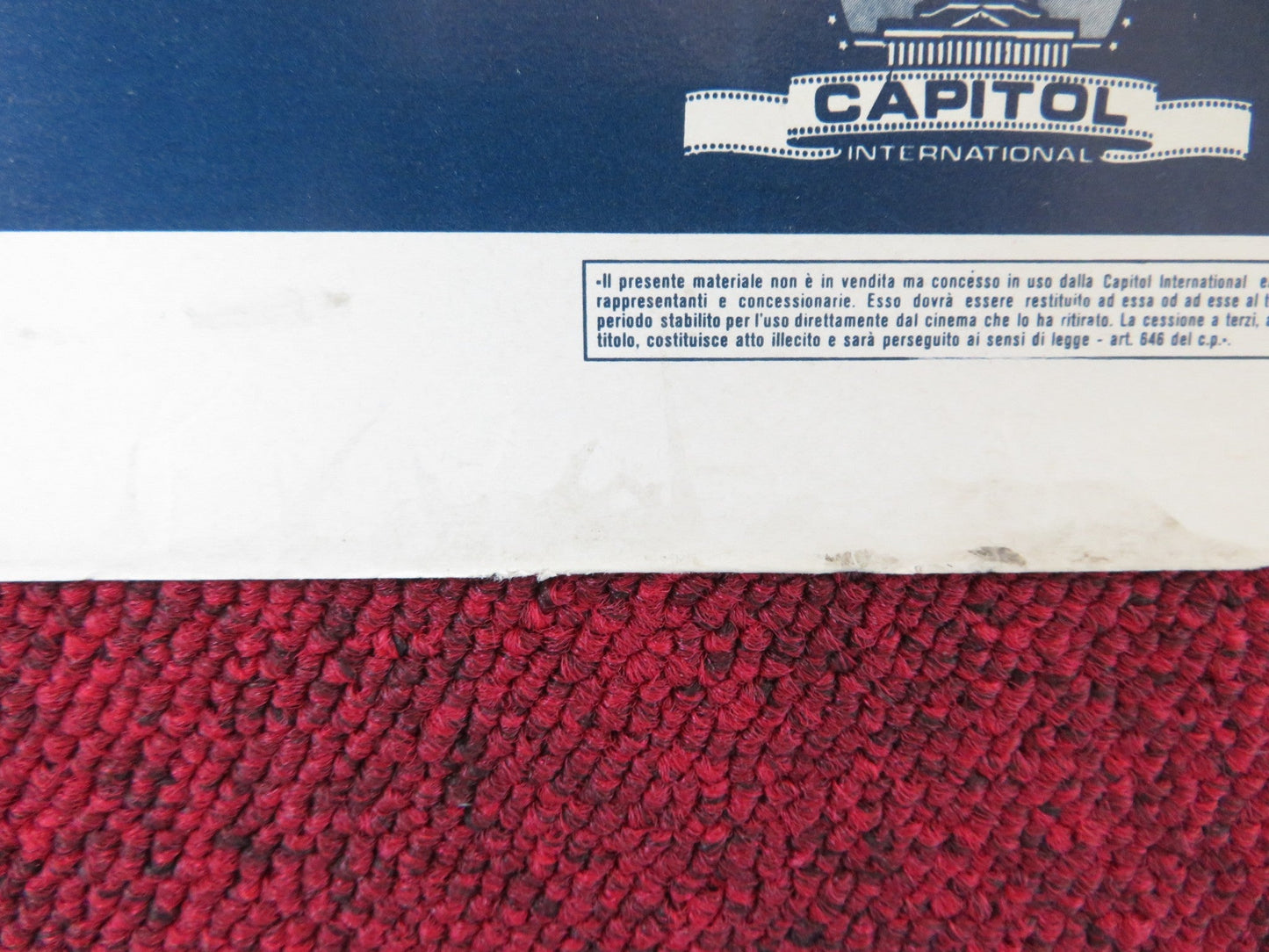 LA RAGAZZA DAL PIGIAMA GIALLO ITALIAN LOCANDINA POSTER RAY MILLAND 1977 Rendezvous Cinema Movie posters