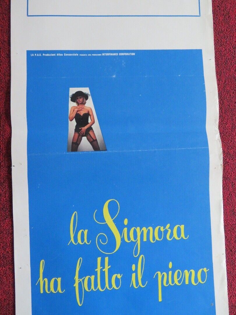 LA SIGMORA HA FATTO IL PIENO ITALIAN LOCANDINA (27.5"x13") POSTER 1977 Movie posters