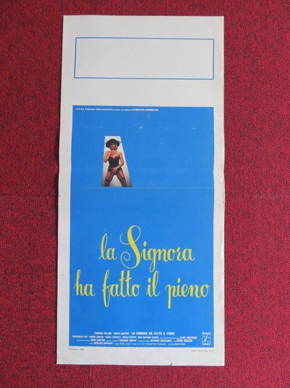 LA SIGMORA HA FATTO IL PIENO ITALIAN LOCANDINA (27.5"x13") POSTER 1977 Movie posters