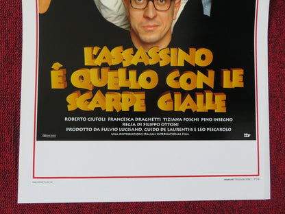 L'ASSASSINO E QUELLO CON LE... ITALIAN LOCANDINA (27.5"x13") POSTER 1995 - Rendezvous Cinema