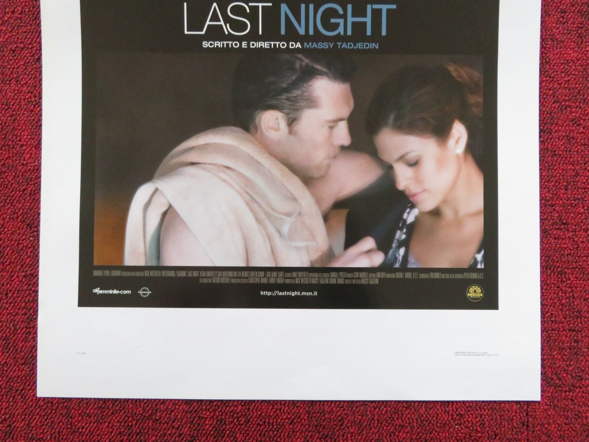 LAST NIGHT ITALIAN LOCANDINA POSTER KEIRA KNIGHTLEY SAM WORTHINGTON 2010 Rendezvous Cinema Movie posters