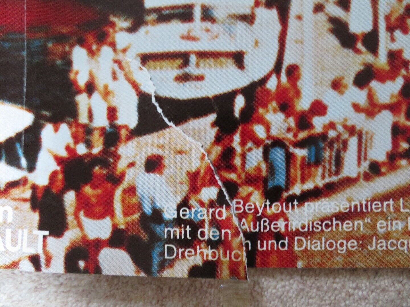 LE GENDARME ET LES EXTRA - TERRESTRES GERMAN POSTER FOLDED LOUIS DE FUNES 79 Movie posters