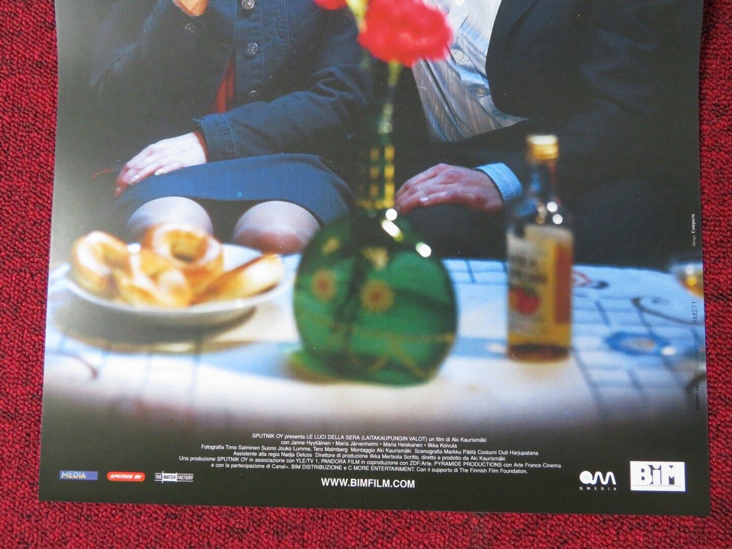LE LUCI DELLA SERA ITALIAN LOCANDINA (26"x12.5") POSTER AKI KAURISMAKI 2006 - Rendezvous Cinema