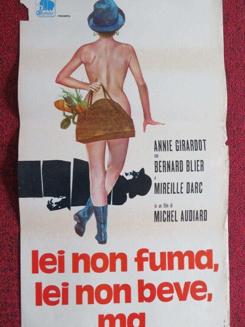 LEI NON FUMA, LEI NON BEVE, MA... ITALIAN LOCANDINA (27.5"x13") POSTER 1970 Movie posters