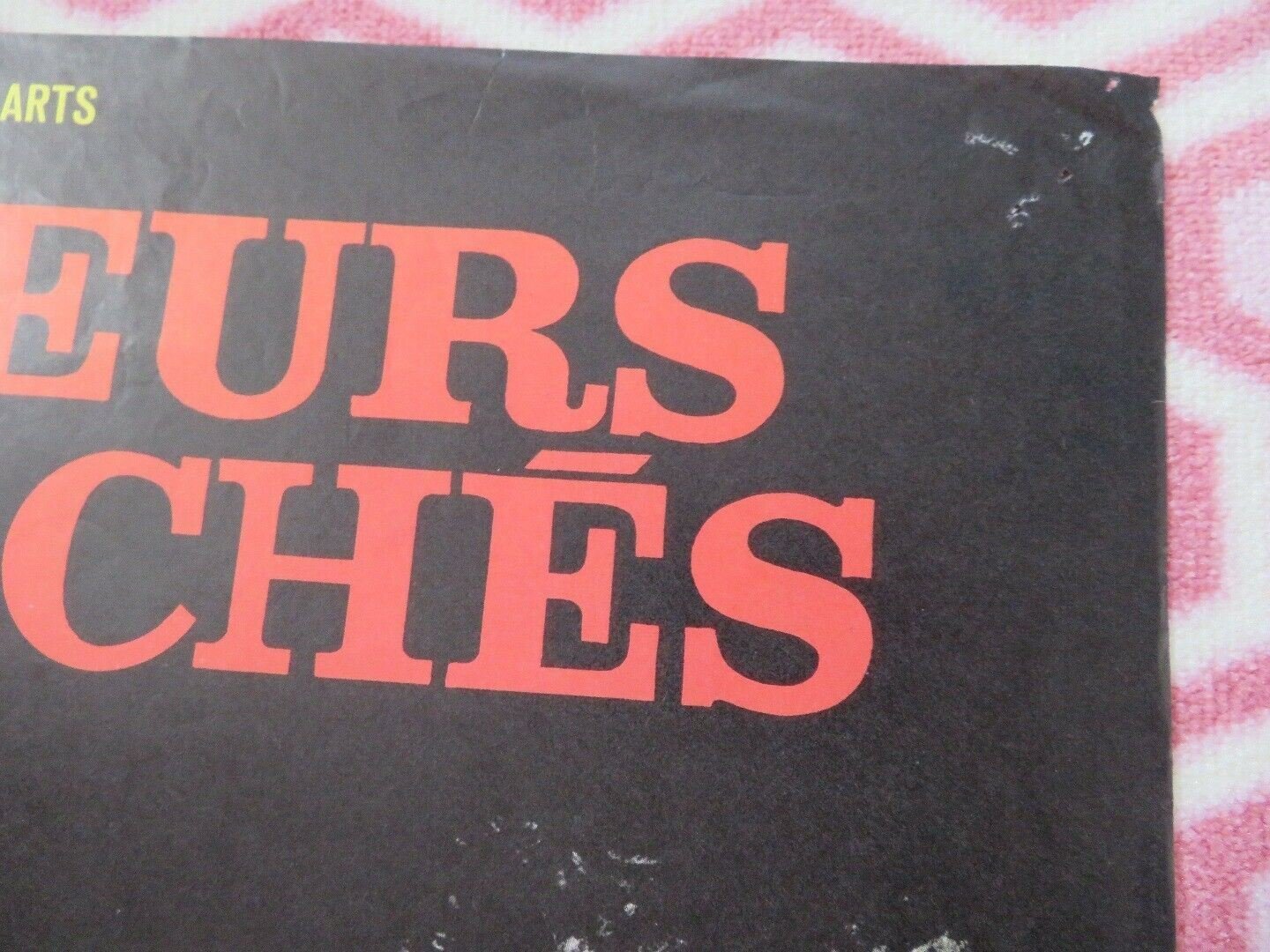 LES TUEURS SONT LACHES / Assignment to Kill FRENCH MOYENNE (30.5"x22.5") POSTER Movie posters