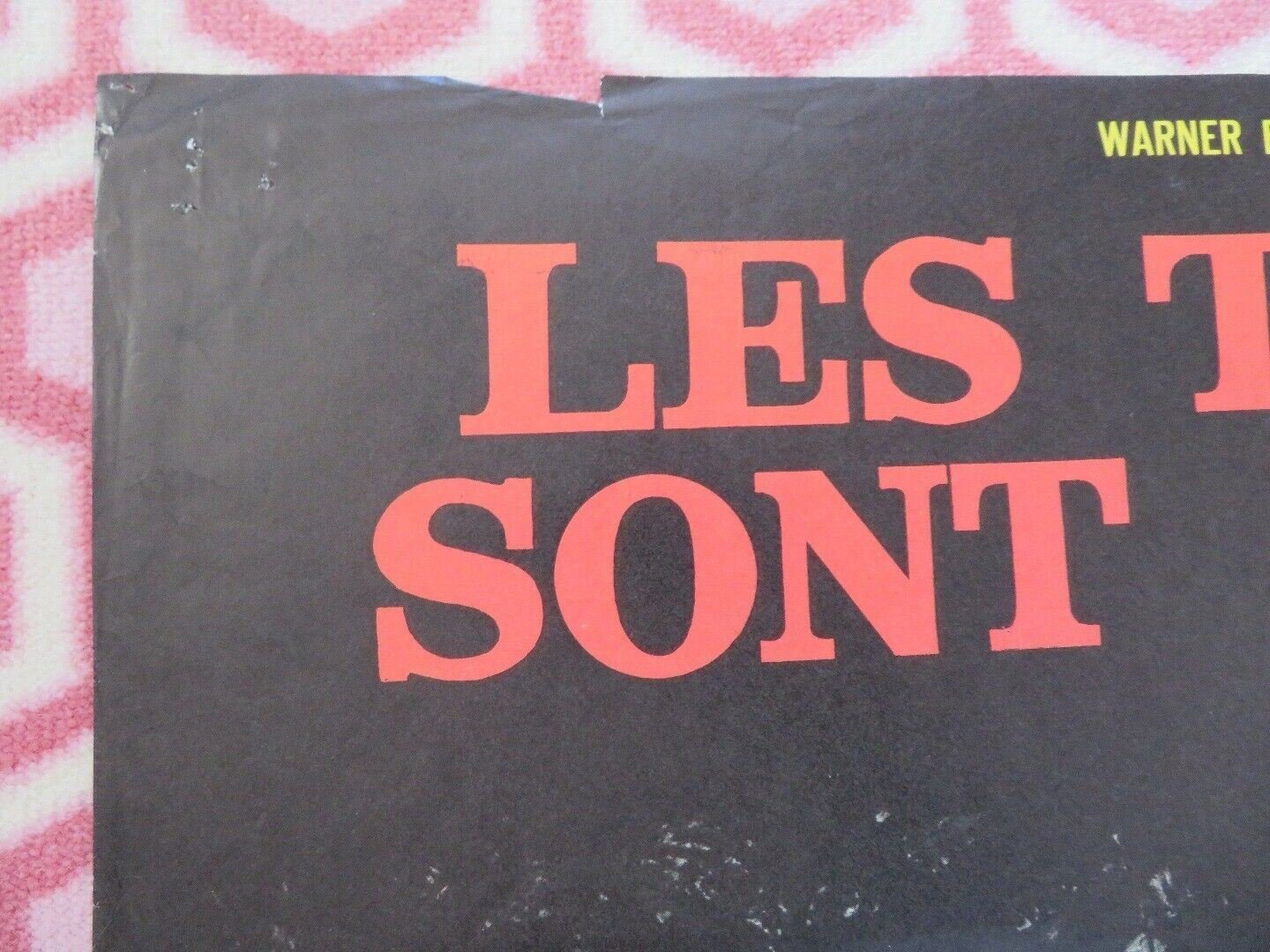 LES TUEURS SONT LACHES / Assignment to Kill FRENCH MOYENNE (30.5"x22.5") POSTER Movie posters