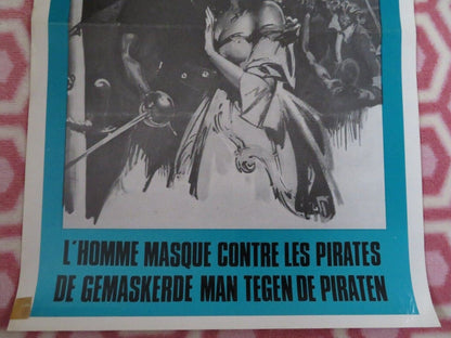 L'HOMME MASQUE CONTRE LES PIRATES BELGIUM (21"x 14") POSTER Gustavo Rojo 1962 Movie posters
