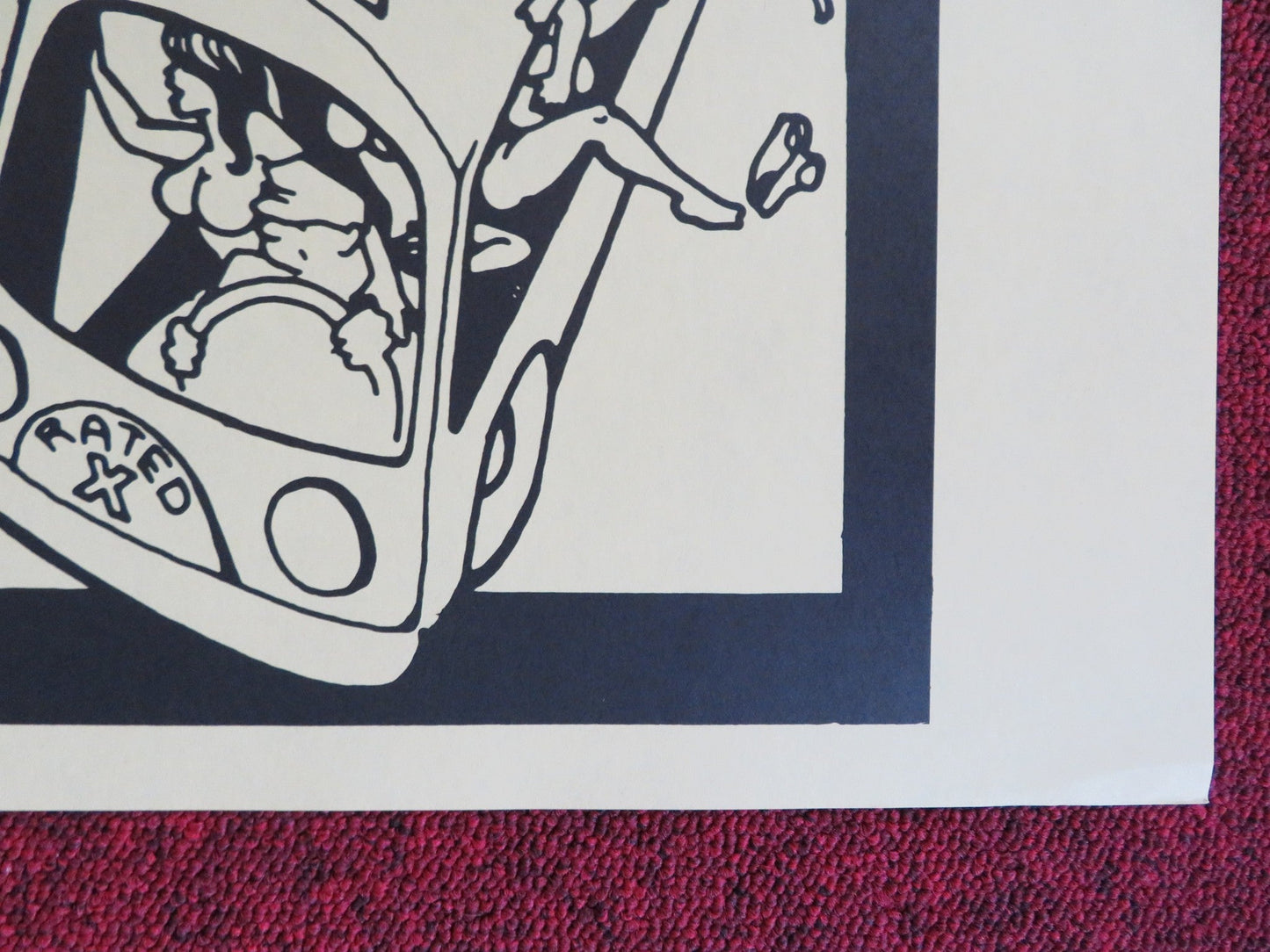 LICKITY SPLIT US TRI FOLDED ONE SHEET ROLLED POSTER LINDA LOVEMORE SANDI FOXX Rendezvous Cinema Movie posters