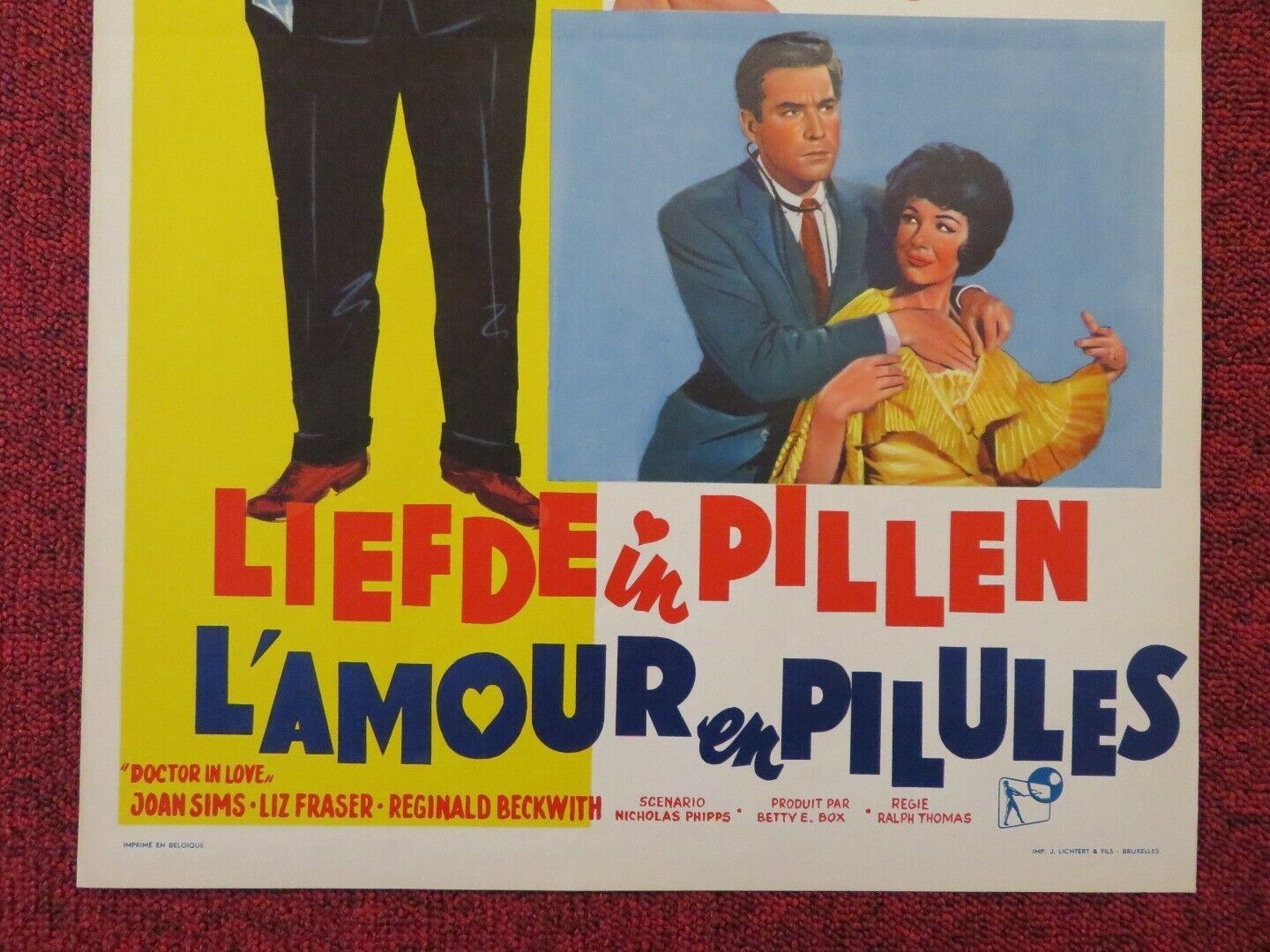 LIEFDE IN PILLEN / DOCTOR IN LOVE BELGIUM (21"x14") POSTER MICHAEL CRAIG 1960 Movie posters