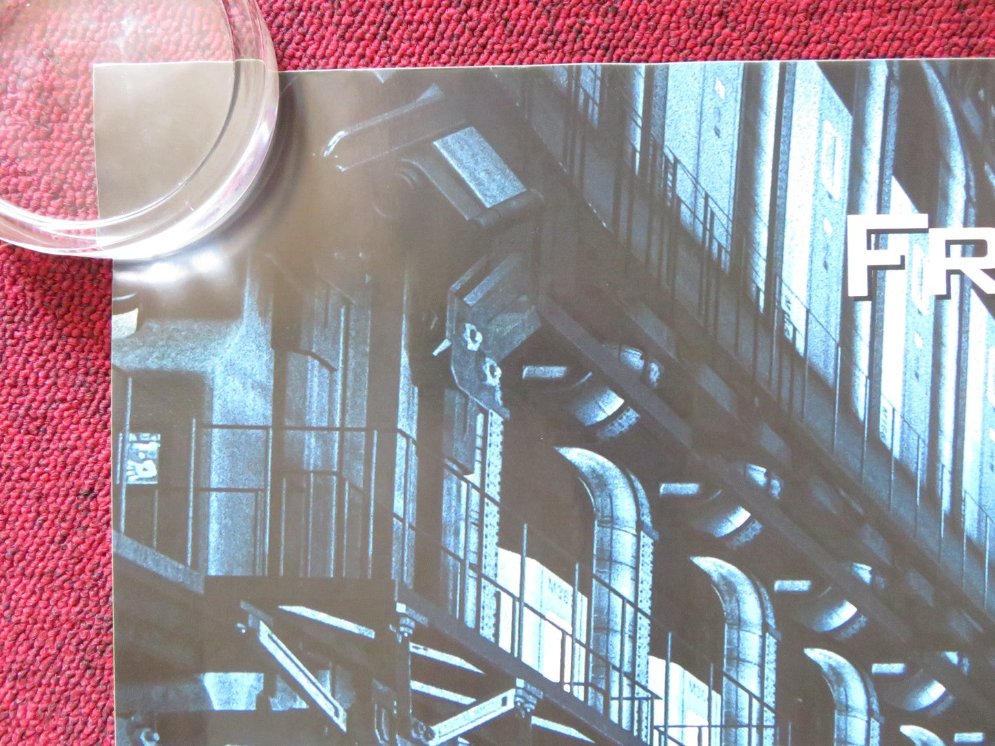 LOCKOUT UK QUAD (30"x 40") ROLLED POSTER GUY PEARCE MAGGIE GRACE 2012 Rendezvous Cinema Movie posters